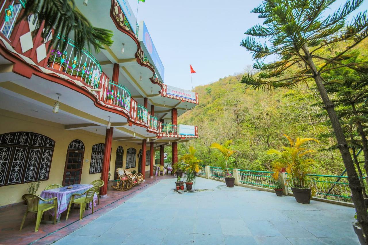 Hotel Rishikesh Sadan A Yoga & Spritual Retreat Tapovan Esterno foto