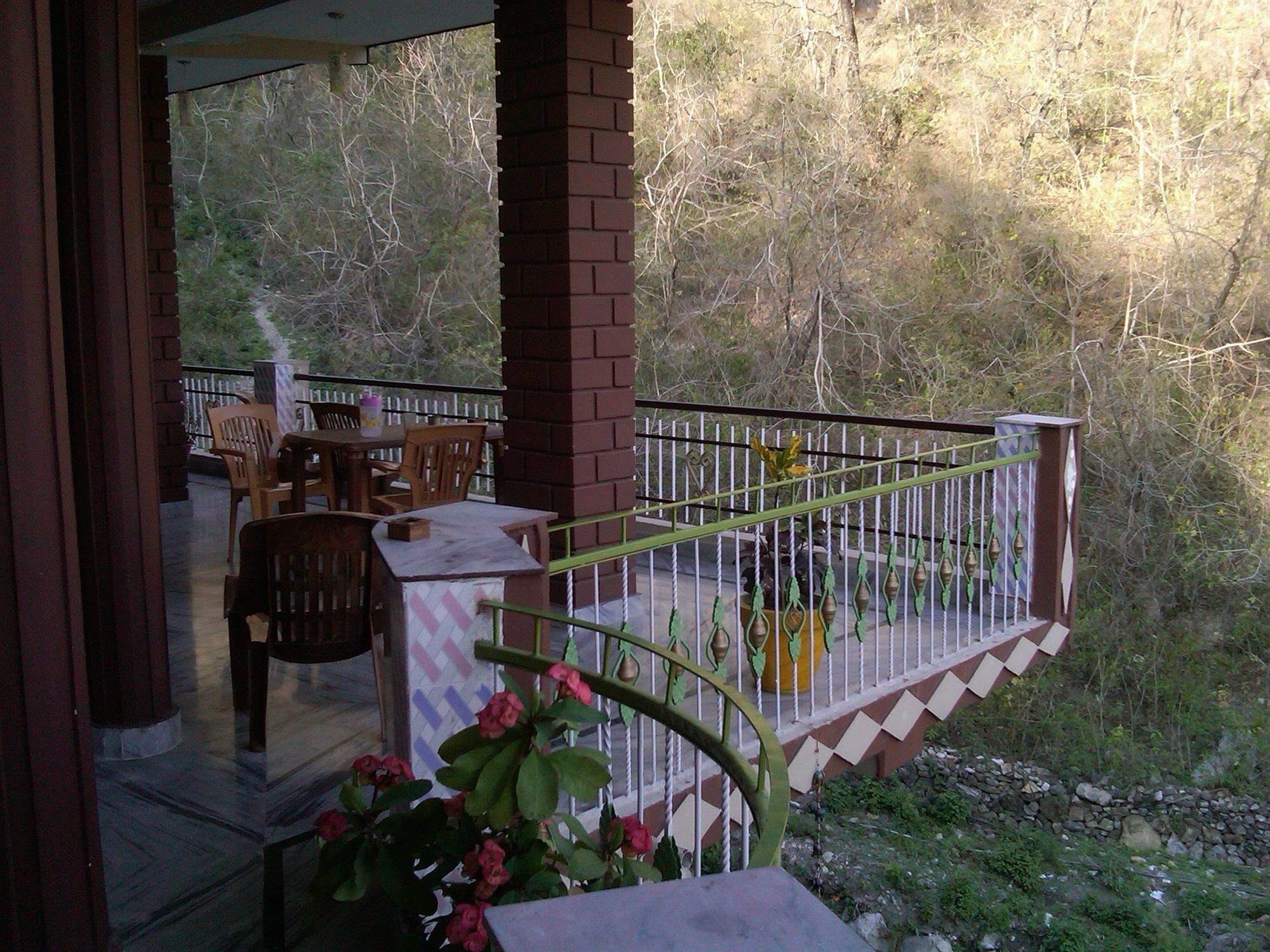 Hotel Rishikesh Sadan A Yoga & Spritual Retreat Tapovan Esterno foto